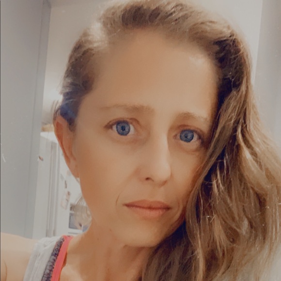 Meet your Posher, Jodie - Picture 1 of 1